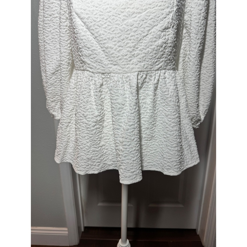 TCEC Peplum Puff Sleeve Babydoll Top Large White Textured Jacquard - Picture 3 of 7